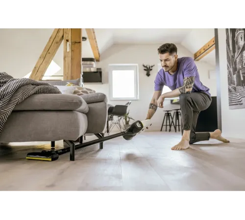 Пылесос ручной Karcher VC 4 черный/желтый