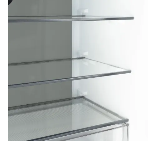 Холодильник Hyundai CM45043F 3-хкамерн. черная сталь