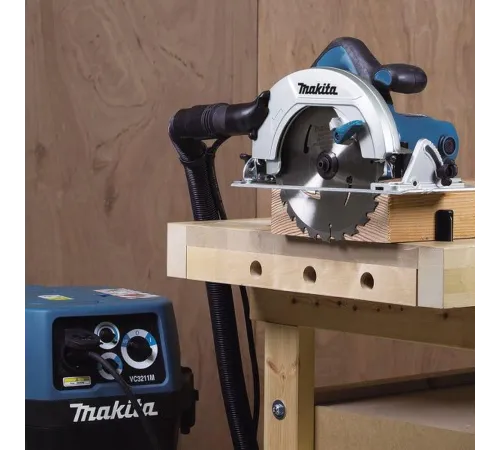 Циркулярная пила (дисковая) Makita HS6601 1050Вт (ручная) D диска.:165мм Циркулярная пила (дисковая) Makita HS6601 1050Вт (ручная) D диска.:165мм