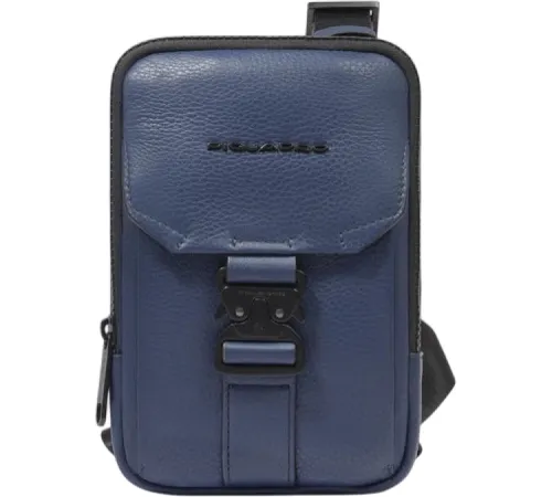 Чехол для смартфона Piquadro Than AC6546S135R/BLU синий натур.кожа Чехол для смартфона Piquadro Than AC6546S135R/BLU синий натур.кожа