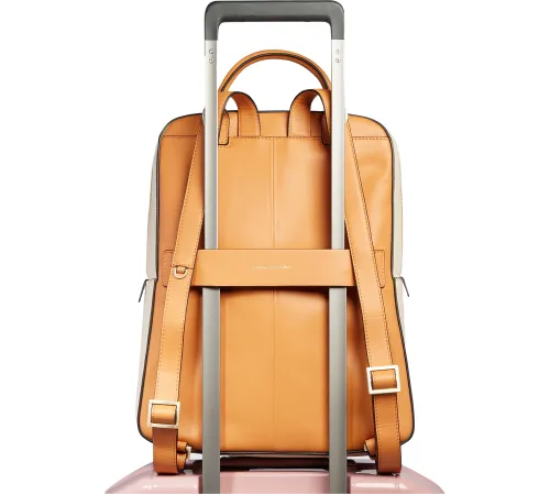 Рюкзак женский Piquadro Ashley CA6455W134/AR охра/бежевый/натур.кожа Рюкзак женский Piquadro Ashley CA6455W134/AR охра/бежевый/натур.кожа
