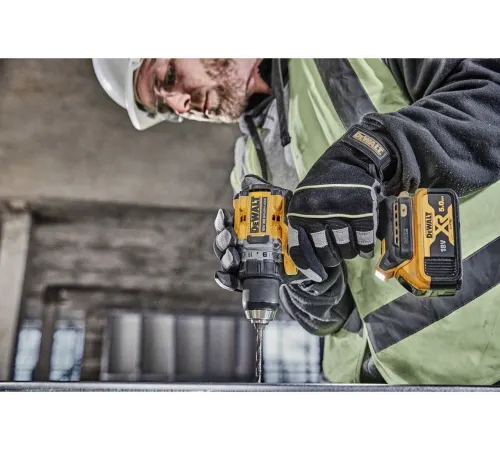 Шуруповерт DeWalt DCD800NT-XJ аккум. патрон:быстрозажимной (кейс в комплекте) Шуруповерт DeWalt DCD800NT-XJ аккум. патрон:быстрозажимной (кейс в комплекте)
