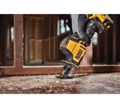 Сабельная пила DeWalt DCS369NT-XJ аккум. 2800ход/мин ДА Сабельная пила DeWalt DCS369NT-XJ аккум. 2800ход/мин ДА