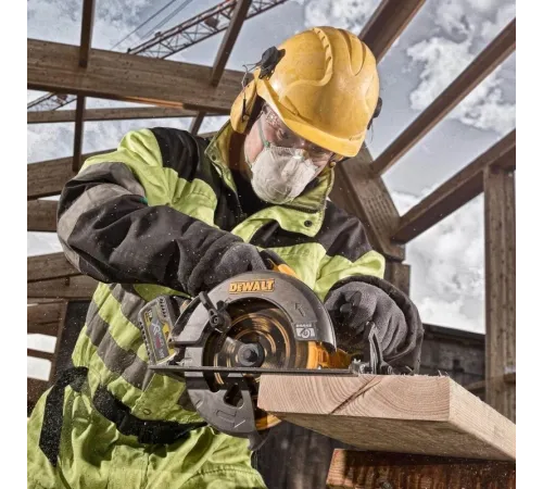 Циркулярная пила (дисковая) DeWalt DCS576N-XJ (ручная) D диска.:190мм Циркулярная пила (дисковая) DeWalt DCS576N-XJ (ручная) D диска.:190мм