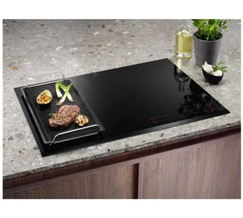 Индукционная варочная поверхность Electrolux EIV85453 черный Индукционная варочная поверхность Electrolux EIV85453 черный