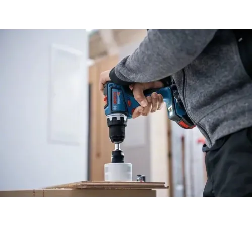 Дрель-шуруповерт Bosch GSR 18V-90 C solo аккум. патрон:быстрозажимной (06019K6000) Дрель-шуруповерт Bosch GSR 18V-90 C solo аккум. патрон:быстрозажимной (06019K6000)