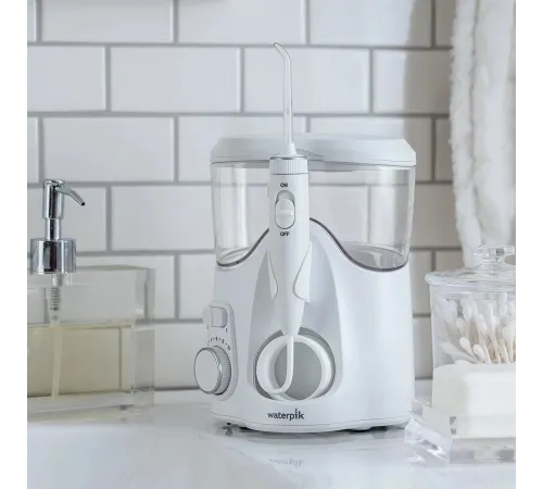 Ирригатор Waterpik WP-160 Ultra Plus белый Ирригатор Waterpik WP-160 Ultra Plus белый