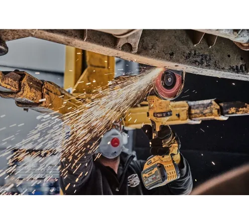 Углошлифовальная машина DeWalt DCG418NT-XJ 2300Вт 9000об/мин рез.шпин.:M14 d=125мм жестк.кейс Углошлифовальная машина DeWalt DCG418NT-XJ 2300Вт 9000об/мин рез.шпин.:M14 d=125мм жестк.кейс