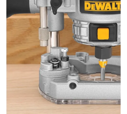 Фрезер DeWalt D26203 900Вт 27000об/мин макс.ход:36мм Фрезер DeWalt D26203 900Вт 27000об/мин макс.ход:36мм