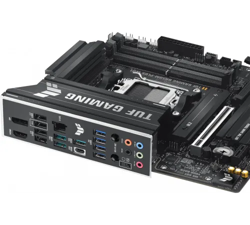 Материнская плата Asus TUF GAMING B850M-PLUS WIFI SocketAM5 AMD B850 4xDDR5 mATX AC`97 8ch(7.1) 2.5Gg RAID+HDMI+DP