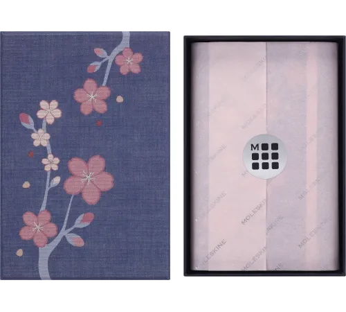 Блокнот Moleskine LIMITED EDITION SAKURA LESU08MM710BOX Pocket 90x140мм обложка текстиль 160стр. линейка подар.кор. синий 2025 Блокнот Moleskine LIMITED EDITION SAKURA LESU08MM710BOX Pocket 90x140мм обложка текстиль 160стр. линейка подар.кор. синий 2025