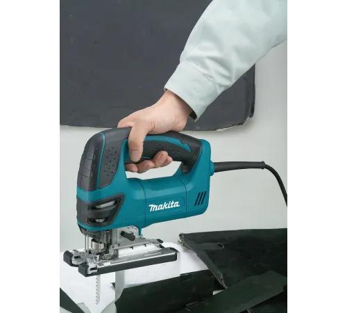 Лобзик Makita 4350CTJ +6пил. 720Вт 2800ходов/мин от электросети (кейс в комплекте) Лобзик Makita 4350CTJ +6пил. 720Вт 2800ходов/мин от электросети (кейс в комплекте)