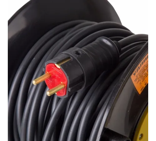 Удлинитель силовой PROconnect PROFESSIONAL (11-7615) 3x2.5кв.мм 4розет. 50м ПВС 16A катушка черный