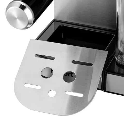 Кофеварка рожковая Kitfort КТ-7552 1350Вт серебристый/черный Кофеварка рожковая Kitfort КТ-7552 1350Вт серебристый/черный