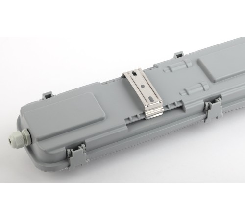 Светильник светодиодный SPP-101-0-002-120 Св-к IP65 под две светодиод. лампы T8 G13 1200мм (8/144) ЭРА Б0043658