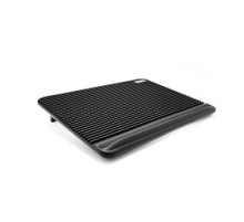 CROWN  Подставка для ноутбука CMLC-1101 black (17") ( Два тихих кулера 160мм, размер 380*280*36мм)