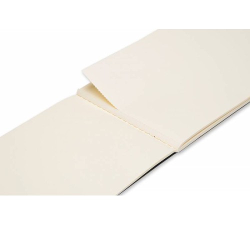 Блокнот для рисования Moleskine ART CAHIER SKETCH ALBUM ARTSKA3 Large 130х210мм обложка картон 88стр. черный Блокнот для рисования Moleskine ART CAHIER SKETCH ALBUM ARTSKA3 Large 130х210мм обложка картон 88стр. черный