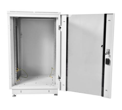 Шкаф коммутационный ЦМО ШТК-М-18.6.6-1ААА-9005 18U 600x600мм пер.дв.стекл задн.дв.стал.лист 2 бок.пан. направл.под закл.гайки 270кг черный Шкаф коммутационный ЦМО ШТК-М-18.6.6-1ААА-9005 18U 600x600мм пер.дв.стекл задн.дв.стал.лист 2 бок.пан. направл.под закл.гайки 270кг черный