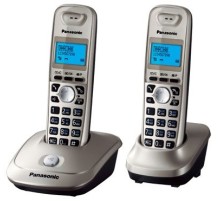 Р/Телефон Dect Panasonic KX-TG2512RUN платиновый (труб. в компл.:2шт) АОН