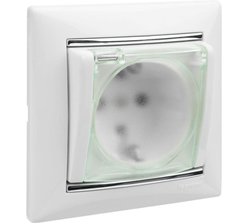Valena Розетка 2К+З нем. ст. с крышкой с защ. шт. IP44, белый Legrand 774220