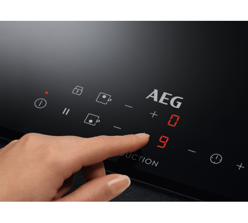 Встраиваемая индукционная панель AEG AEG IKB32300CB