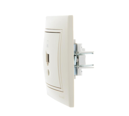 Розетка компьютерная 1-м СП Mira RJ45 крем./крем.. LEZARD 701-0303-139