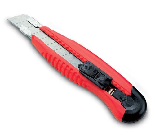 Нож канцелярский Kw-Trio 3713red шир.лез.18мм усиленный 2 сменных лезвия металл красный блистер Нож канцелярский Kw-Trio 3713red шир.лез.18мм усиленный 2 сменных лезвия металл красный блистер