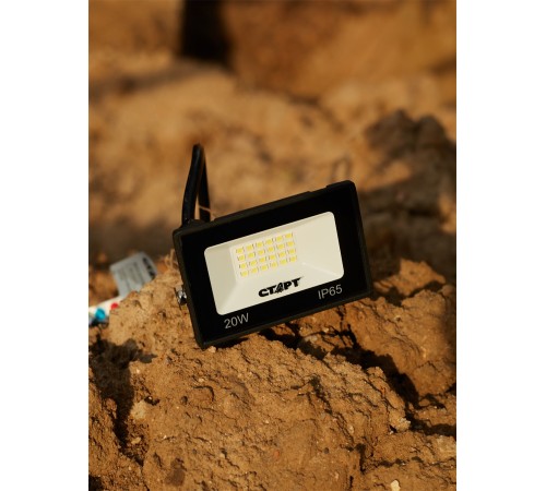 Светодиодный прожектор СТАРТ LED FL 20W65 N - 24, 20Вт, 1700Лм, 6500К, IP65