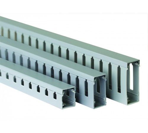 Короб перфорированный RL75 15x18 серый QUADRO DKC 00670RL