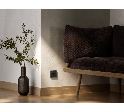ATLASDESIGN SMART РОЗЕТКА с заземл., со шт., Zigbee, L+N, 16А, мех., КАРБОН