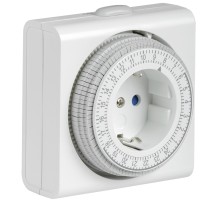 Iek ERT-21-1-16-S-15-0-20-K01 РТМ-3 Розетка-таймер механ. 15мин 24ч 96on/off 16А IP20