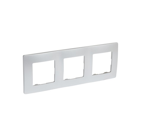 Legrand 672553 Рамка - 3 поста - Etika - алюминий Legrand 672553 Рамка - 3 поста - Etika - алюминий