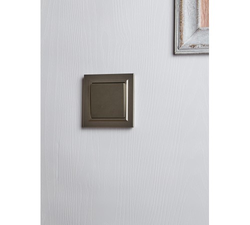 IEK BR-V12-0-10-K37 BRITE Выключ. 1-кл. прох. 10А ВС10-1-6-БрШ шамп. IEK BR-V12-0-10-K37 BRITE Выключ. 1-кл. прох. 10А ВС10-1-6-БрШ шамп.