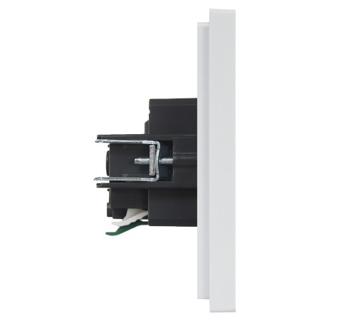 FORTE&PIANO Розетка 1-местная с заземлением с защитными шторками безвинтовое крепление 16А FP213 белый IEK