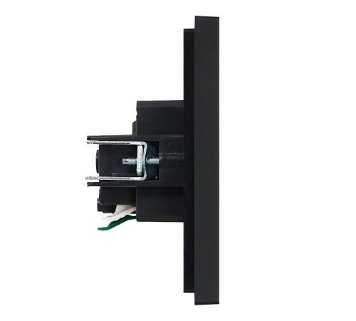 FORTE&PIANO Розетка 1-местная с заземлением с защитными шторками безвинтовое крепление 16А FP113 черный IEK