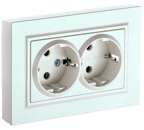 IEK BR-R24-16-K36-F BRITE Роз. 2-я с з/к/ш 16А в сб. РСш12-3-БрЖ жемч. IEK BR-R24-16-K36-F BRITE Роз. 2-я с з/к/ш 16А в сб. РСш12-3-БрЖ жемч.