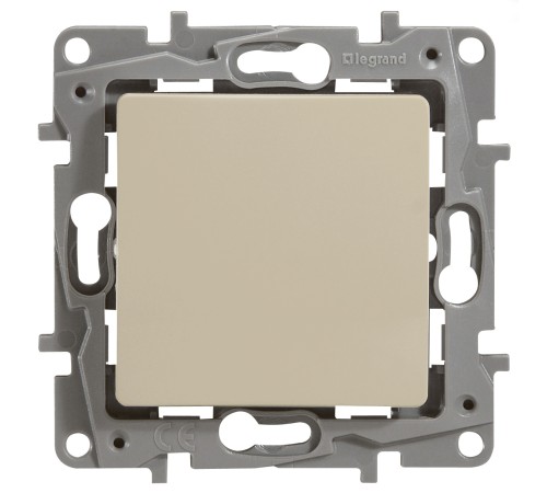 ETIKA Переключатель 10А на винтах, сл. кость Legrand 672305