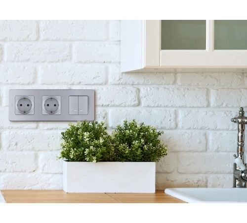 Legrand 673632 Выключатель двухклавишный с подсветкой/индикацией - INSPIRIA - 10 AX - 250 В~ - алюминий Legrand 673632 Выключатель двухклавишный с подсветкой/индикацией - INSPIRIA - 10 AX - 250 В~ - алюминий