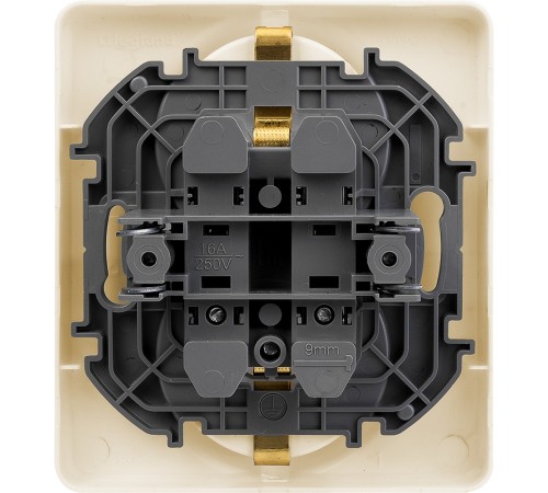 Legrand 673751 Розетка 2 x 2К+З - немецкий стандарт - 16 А - 250 В~ - INSPIRIA - слоновая кость Legrand 673751 Розетка 2 x 2К+З - немецкий стандарт - 16 А - 250 В~ - INSPIRIA - слоновая кость