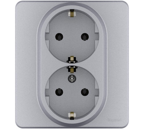 Legrand 673752 Розетка 2 x 2К+З - немецкий стандарт - 16 А - 250 В~ - INSPIRIA - алюминий Legrand 673752 Розетка 2 x 2К+З - немецкий стандарт - 16 А - 250 В~ - INSPIRIA - алюминий
