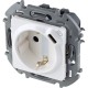 Legrand 673770 Розетка 2К+З немецкий стандарт 16А 250В со встроенным зарядным устройством USB C 1.5А 5В - INSPIRIA - белый