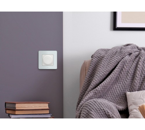 Legrand 673790 Светорегулятор поворотный без нейтрали 300Вт - INSPIRIA - белый Legrand 673790 Светорегулятор поворотный без нейтрали 300Вт - INSPIRIA - белый
