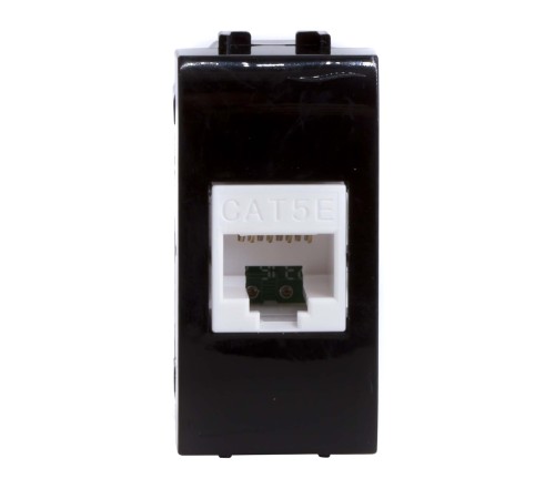 Компьютерная розетка RJ45 кат.5e, Brava, черная, 1 мод DKC 77654N