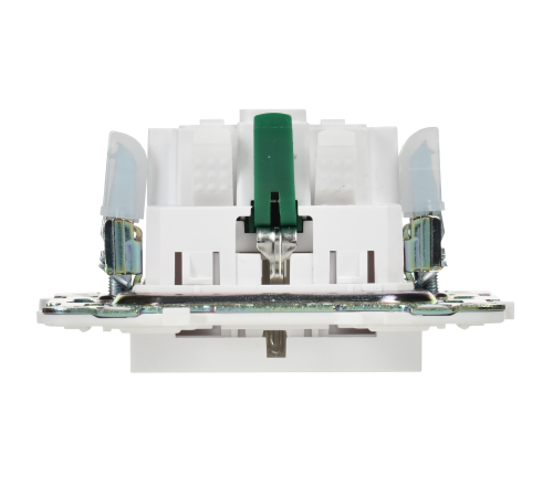 SKANDY Розетка с заземлением с защитными шторками 16А SK-R04W арктический белый IEK