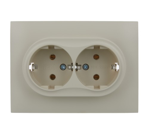 SKANDY Розетка 2-местная с заземлением без защитных шторок 16А в сборе SK-R08B бежевый IEK