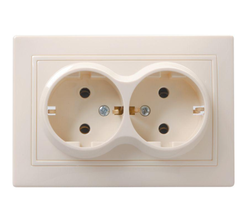 Iek ERK24-K33-16-DM РС12-3-ККм Розетка 2местн. c з/к без защ.штор. 16А КВАРТА (кремовый) Iek ERK24-K33-16-DM РС12-3-ККм Розетка 2местн. c з/к без защ.штор. 16А КВАРТА (кремовый)