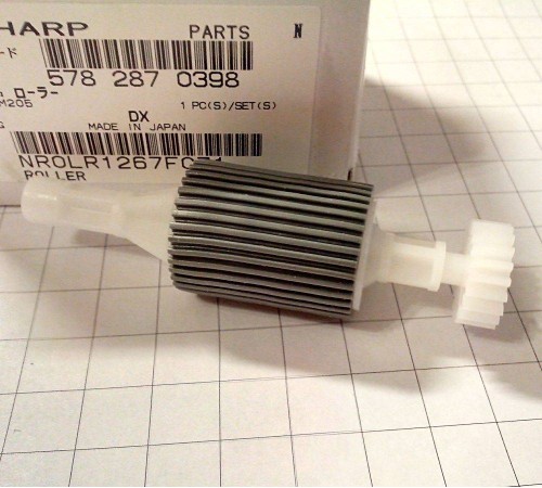 Ролик захвата ручной подачи Sharp NROLR1267FCZ1