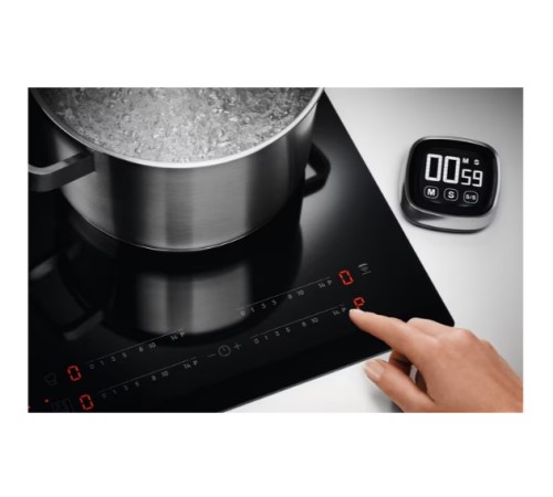 Индукционная варочная панель Electrolux CIR60430CB