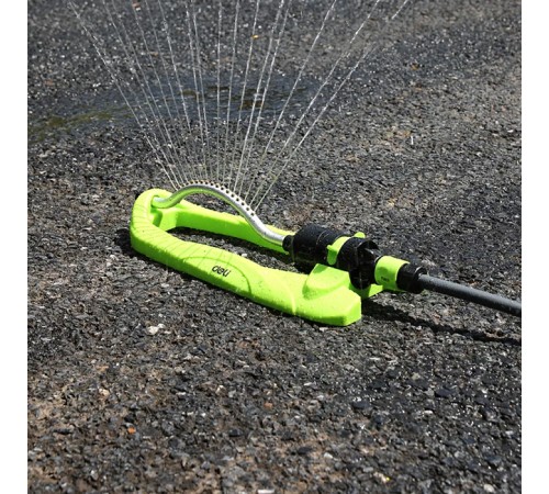 Дождеватель-разбрызгиватель осциллирующий веерный Deli DL581303 17 латунных сопел, площадь орошения до 350кв.м, плавная регулировка расстояния распыления, диаметр шланга 3/4", корпус из ударопрочного пластика