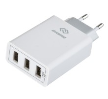Сетевое зар./устр. Digma DGWC-3U-5A-WG 30W 3A (PD+QC) 3xUSB универсальное белый